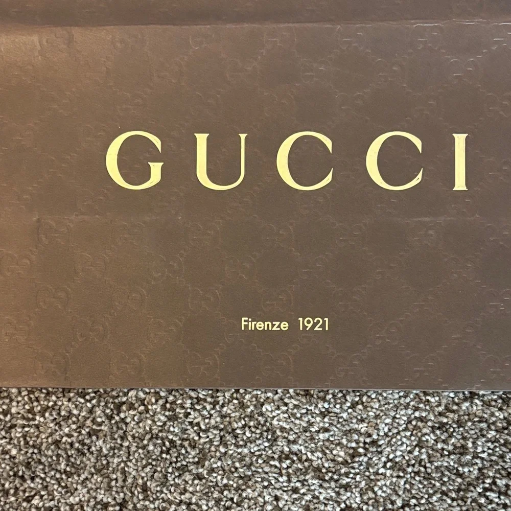 Gucci Dark Brown Logo Tote - Picture 2 of 10